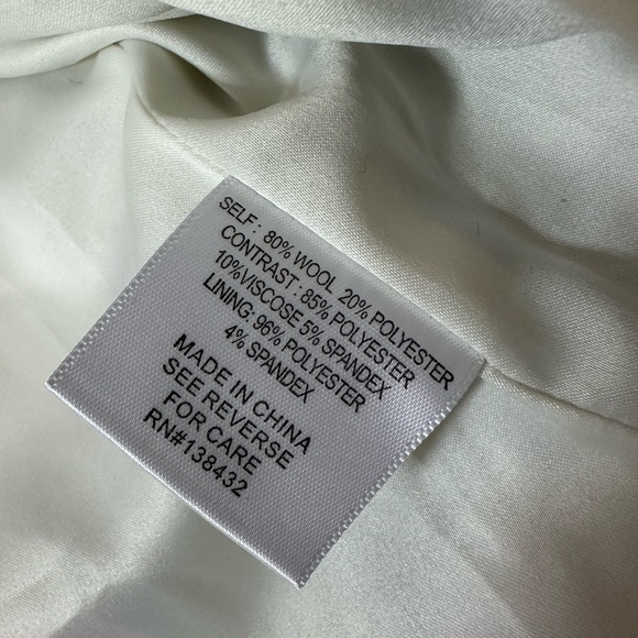 ModCloth Wool Salient Polka Dot Wool Blend Coat in Grey and White - Size 1x - Picture 7 of 16